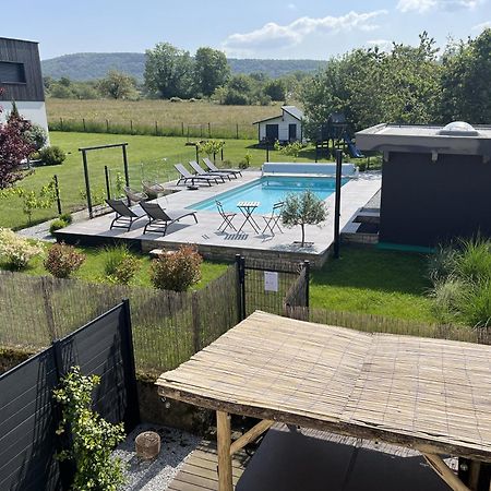 Appart-Hotel N 3 Avec Terrasse, Piscine, Petit-Dejeuner Et Parking Prive Chouzelot 外观 照片